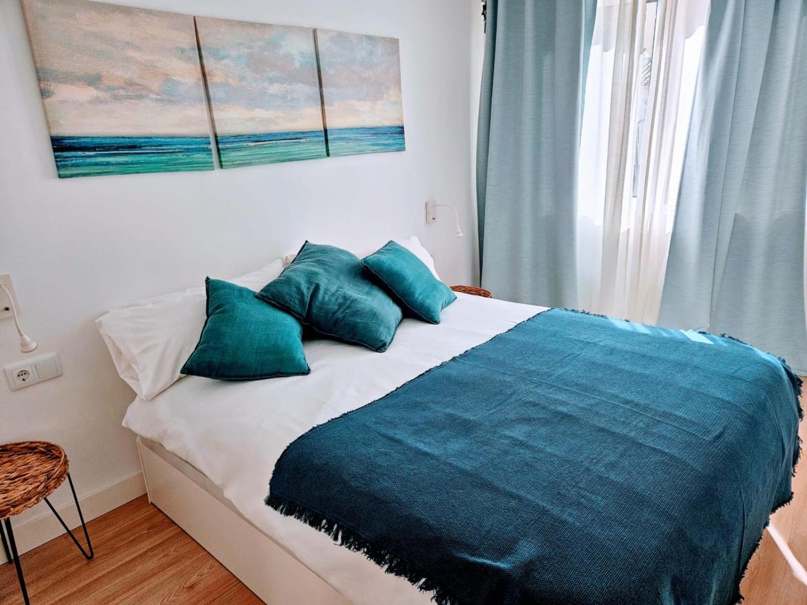 Playa Carihuela By Hdc Apartments Torremolinos Exterior photo